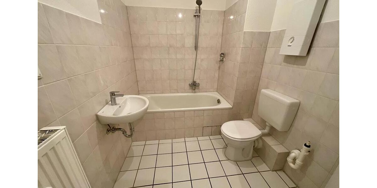 Erdgeschoßwohnung Essen Frillendorf - 3 Zimmer, 71 m&sup2;, 555&euro; | Angebot:24591929