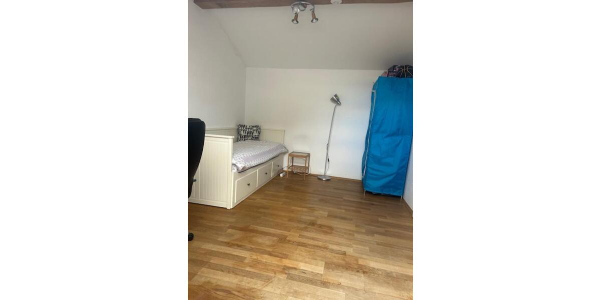 Zwischenmiete (nur Frau) – Aachen LaurensbergRichterich – 1.12.– 1 zimmer