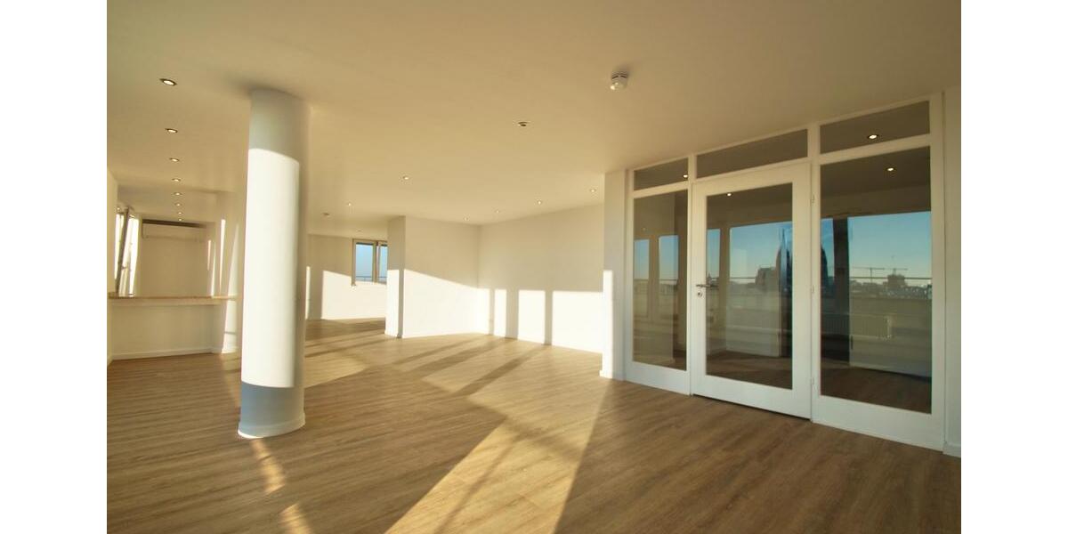 Einfamilienhaus Köln Mülheim - 3 Zimmer, 142 m&sup2;, 2.700&euro; | Angebot:24570740