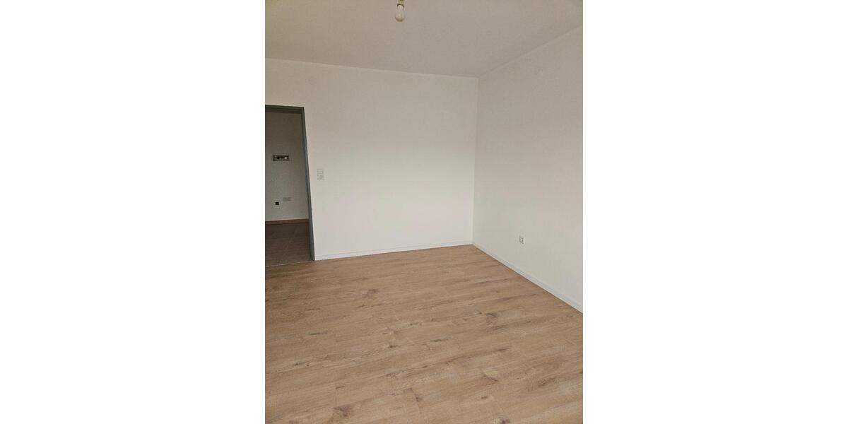 Erdgeschoßwohnung Sundern (Sauerland) - 3 Zimmer, 63 m&sup2;, 680&euro; | Angebot:26491264