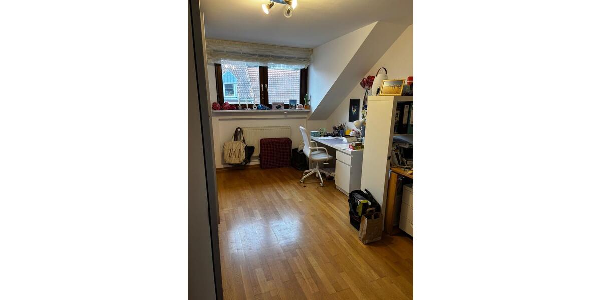 Dachgeschoßwohnung Saarbrücken St. Arnual - 3 Zimmer, 70 m&sup2;, 450&euro; | Angebot:25636583