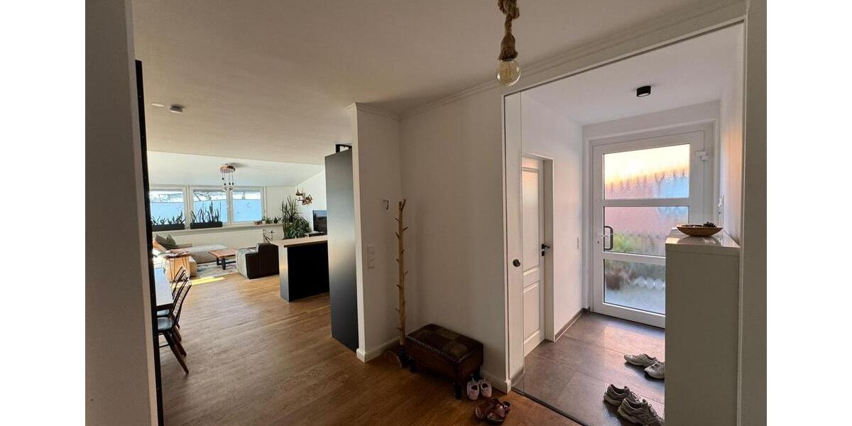 Terrassenwohnung Oerlinghausen - 4 Zimmer, 144 m&sup2;, 1.550&euro; | Angebot:25882234