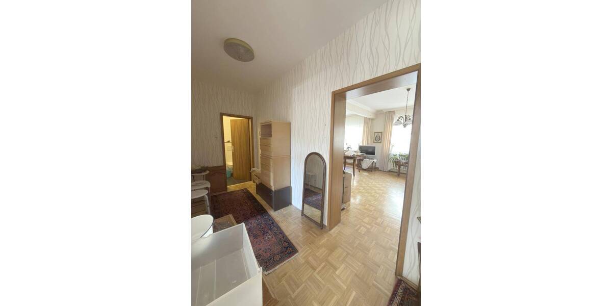 Etagenwohnung Oberhausen Altstadt-Süd - 6 Zimmer, 180 m&sup2;, 2.100&euro; | Angebot:26190385