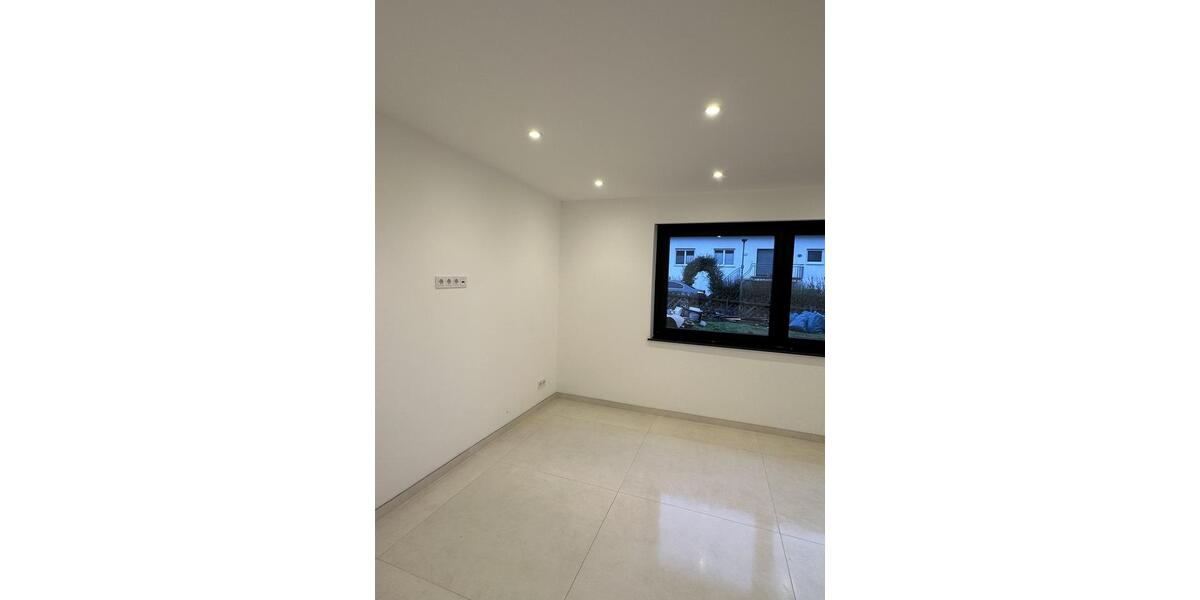 Kernsanierte 3 Zimmer Wohnung zu vermieten in Leihgestern 3 zimmer