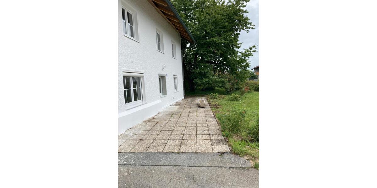 Einfamilienhaus Tittling - 5.5 Zimmer, 164 m&sup2;, 1.300&euro; | Angebot:24820200
