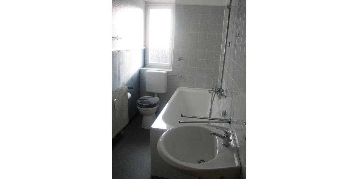 Etagenwohnung Friedrichsthal Bildstock - 5 Zimmer, 130 m&sup2;, 940&euro; | Angebot:25682805