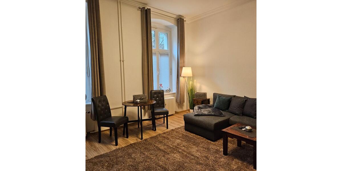 Hochparterre Frankfurt (Oder) - 1 Zimmer, 75 m&sup2;, 1.200&euro; | Angebot:26112834