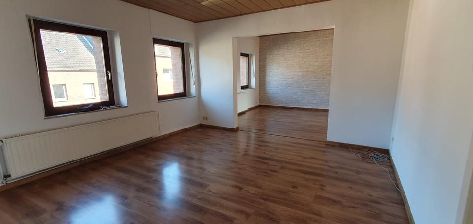 Etagenwohnung Tönisvorst - 3 Zimmer, 80 m&sup2;, 760&euro; | Angebot:25045449