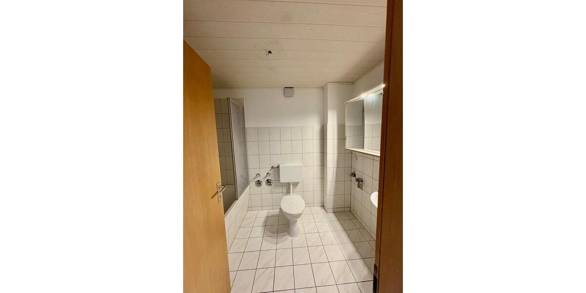 Dachgeschoßwohnung Bad Blankenburg - 4 Zimmer, 100 m&sup2;, 650&euro; | Angebot:25904164