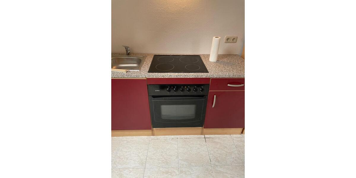 Wunderschön geschnittene Dachwohnung 1 zimmer