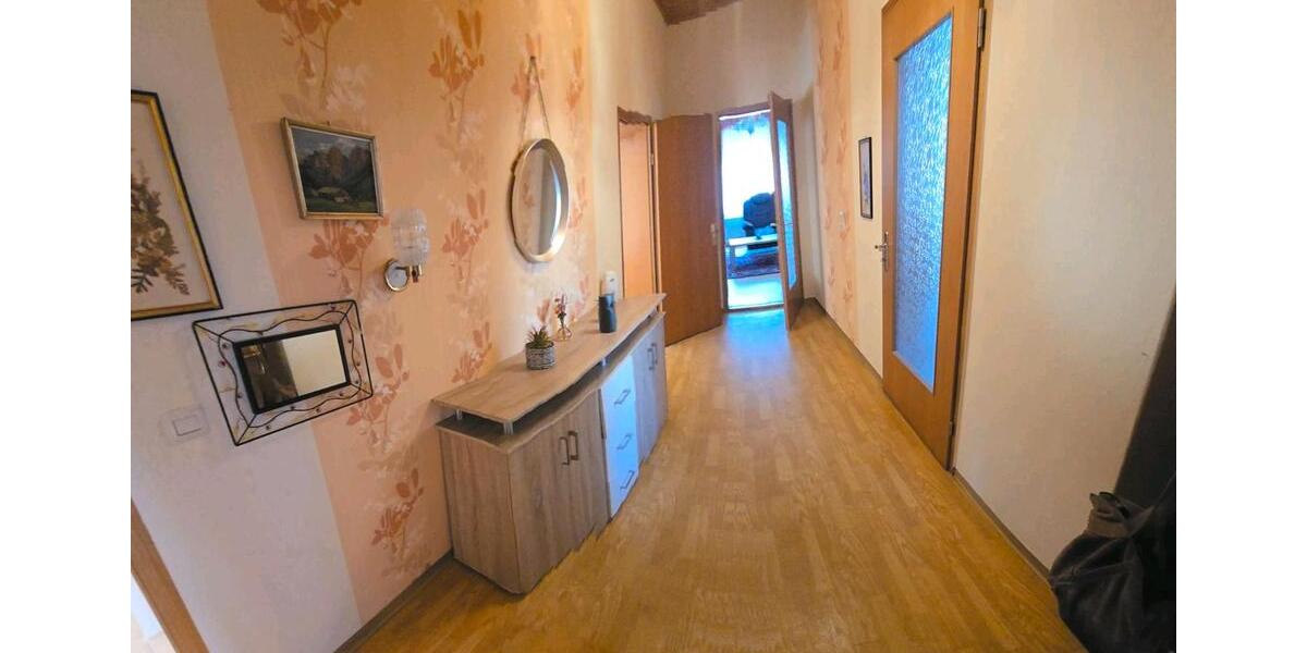 Erdgeschoßwohnung Colditz - 3 Zimmer, 87 m&sup2;, 550&euro; | Angebot:24712846