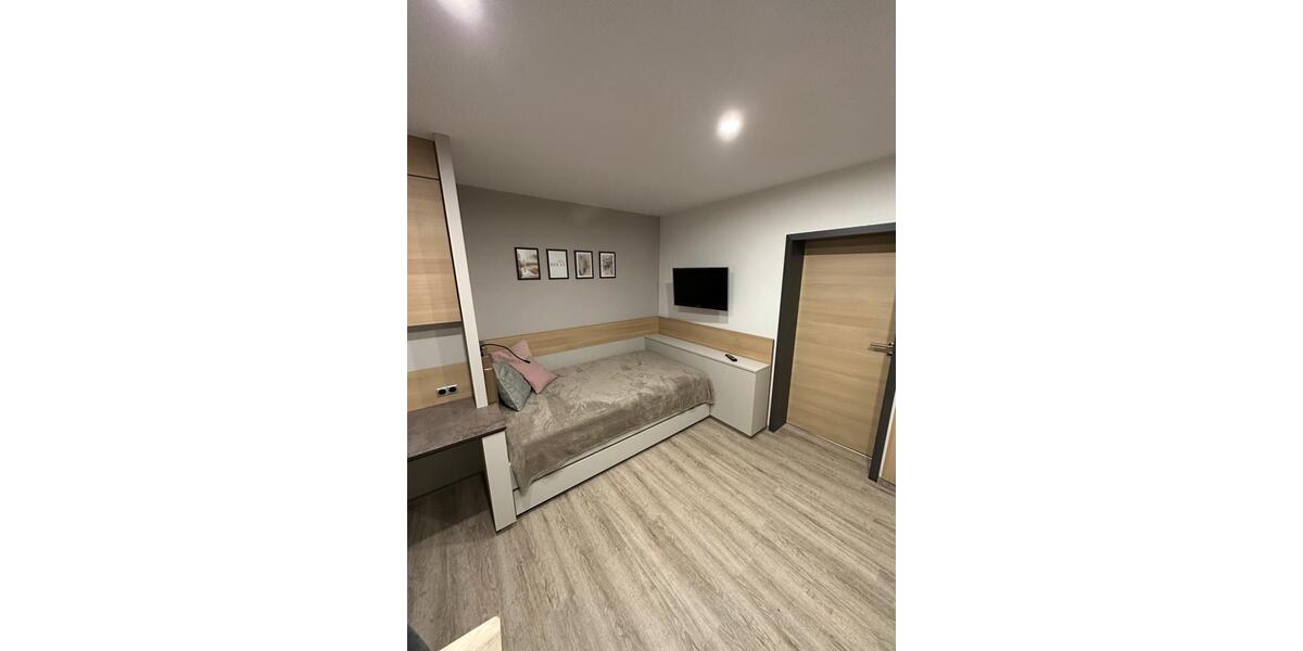 Wohnen auf Zeit Adorf/Vogtland Vogtland - 1 Zimmer, 22 m&sup2;, 450&euro; | Angebot:26211969