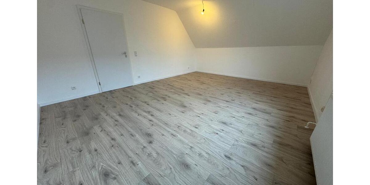 Dachgeschoßwohnung Steyerberg - 2 Zimmer, 65 m&sup2;, 595&euro; | Angebot:26619051