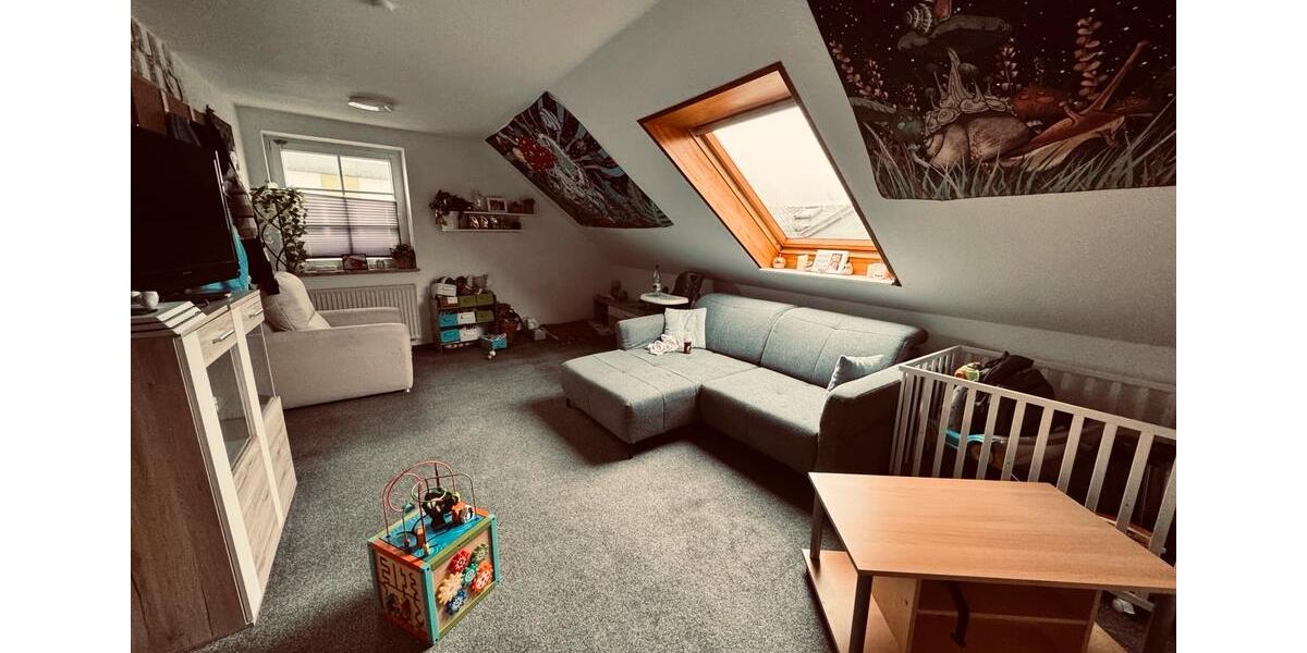 Schöne DG Wohnung in Marne ab dem 01.02.2026 zu vermieten 3 zimmer