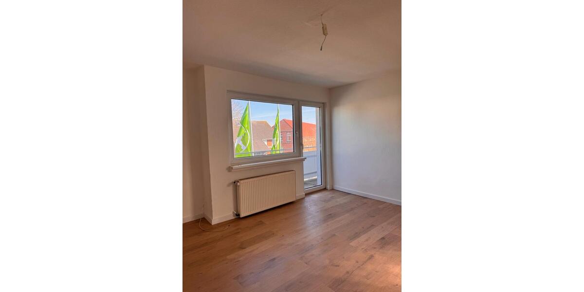 Etagenwohnung Butjadingen - 3 Zimmer, 85 m&sup2;, 1.250&euro; | Angebot:25989527