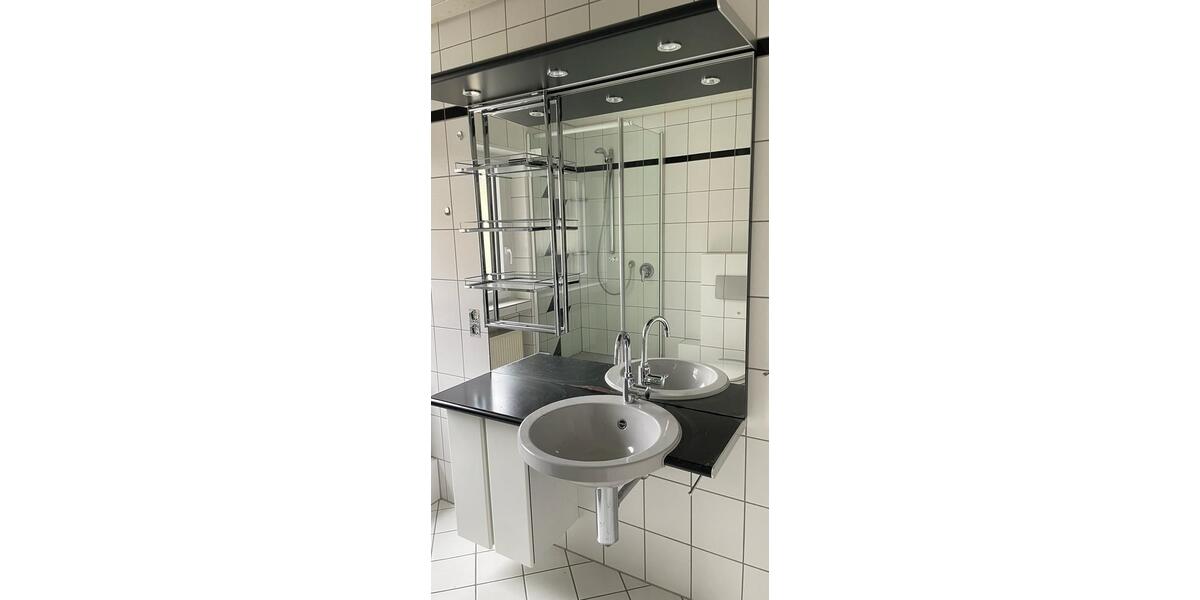 Etagenwohnung Trier Kürenz - 3 Zimmer, 90 m&sup2;, 950&euro; | Angebot:26044329