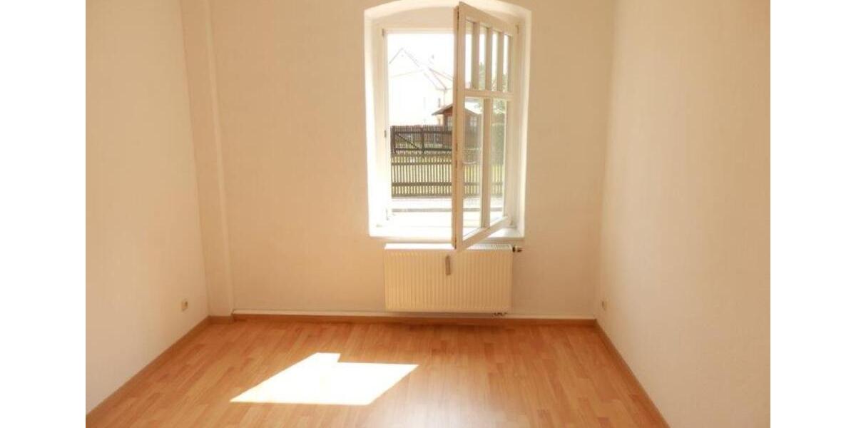 Hochparterre Neustadt in Sachsen - 2 Zimmer, 40 m&sup2;, 265&euro; | Angebot:24863269