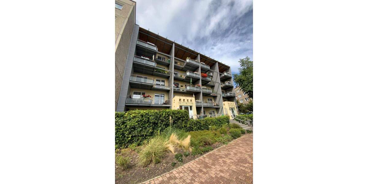 Etagenwohnung Dessau-Roßlau Innenstadt - 3 Zimmer, 68 m&sup2;, 425&euro; | Angebot:25877179