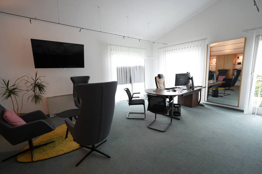 Einfamilienhaus Murg Niederhof - 8 Zimmer, 285 m&sup2;, 2.200&euro; | Angebot:22614593