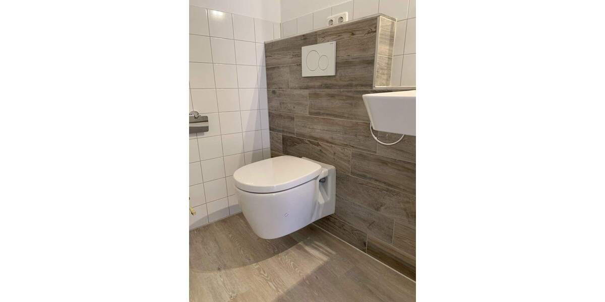 Etagenwohnung Straubung Straubing - 4 Zimmer, 84 m&sup2;, 820&euro; | Angebot:25711106