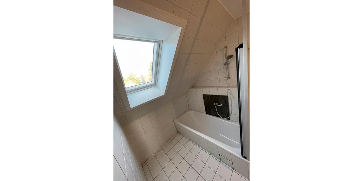 Dachgeschoßwohnung Probsteierhagen - 3 Zimmer, 95 m&sup2;, 1.295&euro; | Angebot:26697335