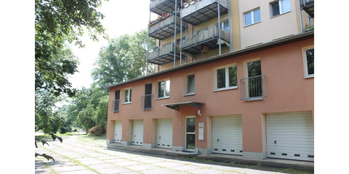 Etagenwohnung Naumburg (Saale) - 2 Zimmer, 71 m&sup2;, 442&euro; | Angebot:25377127