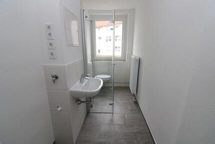 Hier bleibt kein Auge trocken - moderne 3RW mit bodentiefer Dusche! zimmer