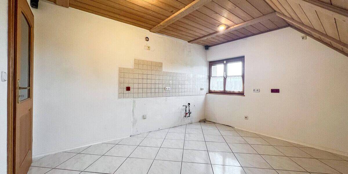 Etagenwohnung Maxhütte-Haidhof Ponholz - 3 Zimmer, 124 m&sup2;, 800&euro; | Angebot:26807150