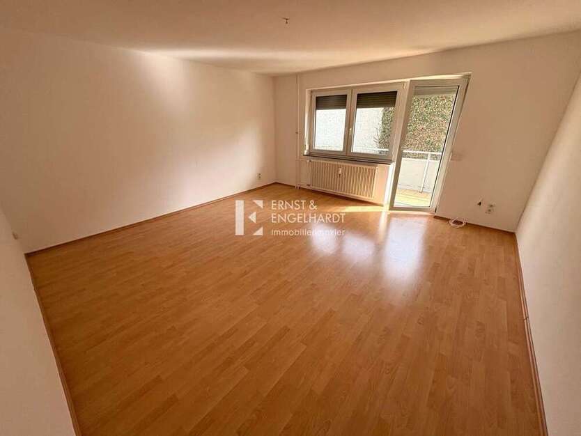 Wohnung zum Mieten in Rottendorf 770 € 77 m²