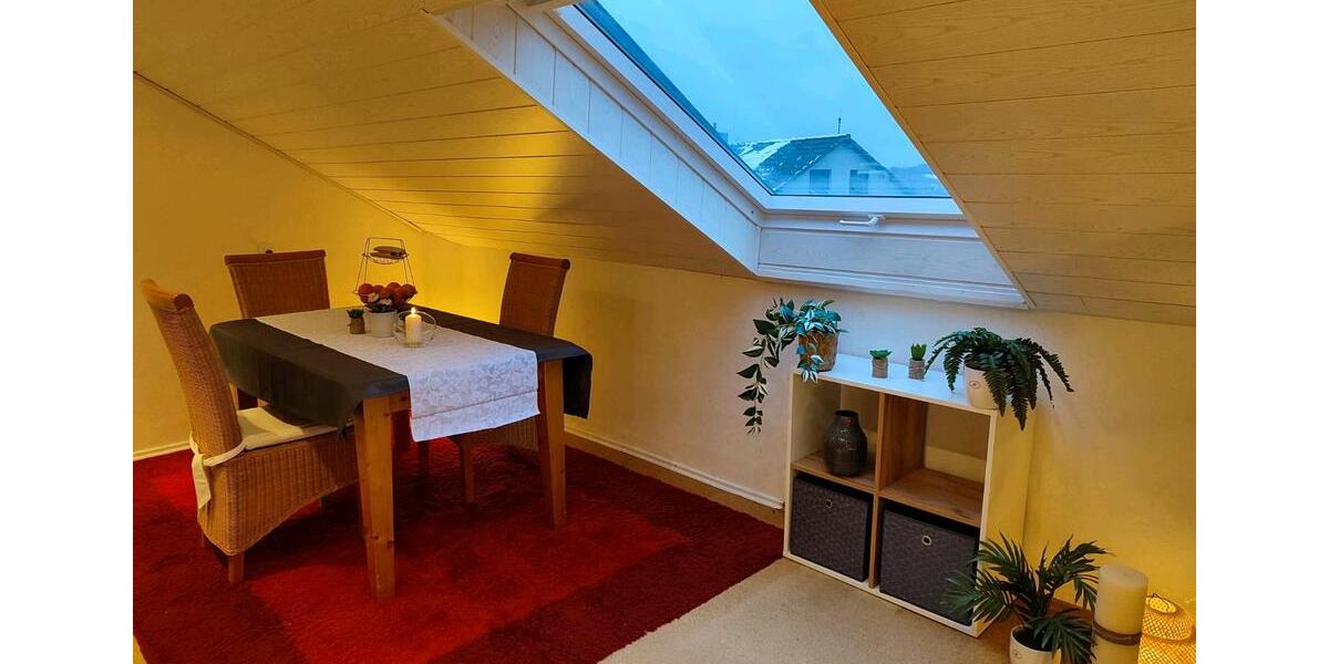 Dachgeschoßwohnung Schwieberdingen - 2.5 Zimmer, 55 m&sup2;, 1.260&euro; | Angebot:25025836