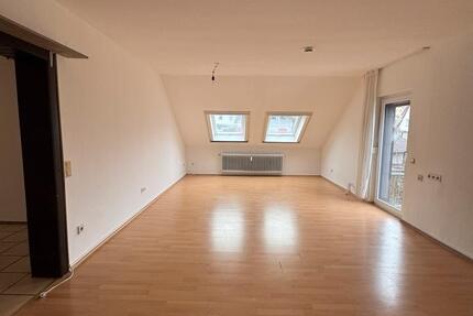 Wohnung Kaiserslautern Betzenberg - 4 Zimmer, 110 m&sup2;, 950&euro; | Angebot:24841764