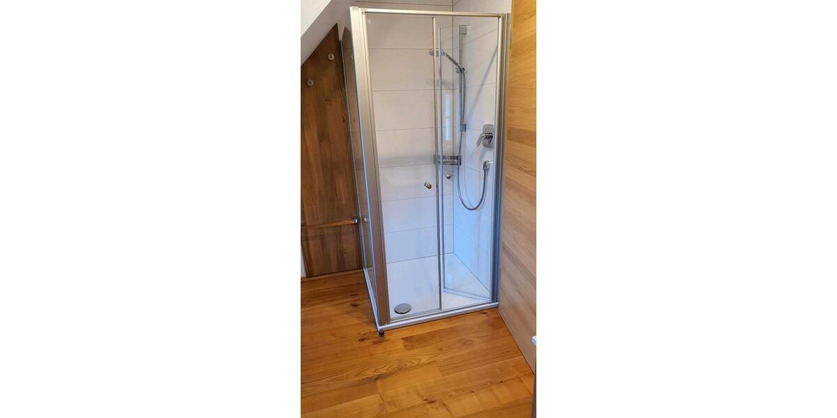 Dachgeschoßwohnung Mudau - 3.5 Zimmer, 99 m&sup2;, 1.000&euro; | Angebot:25721123