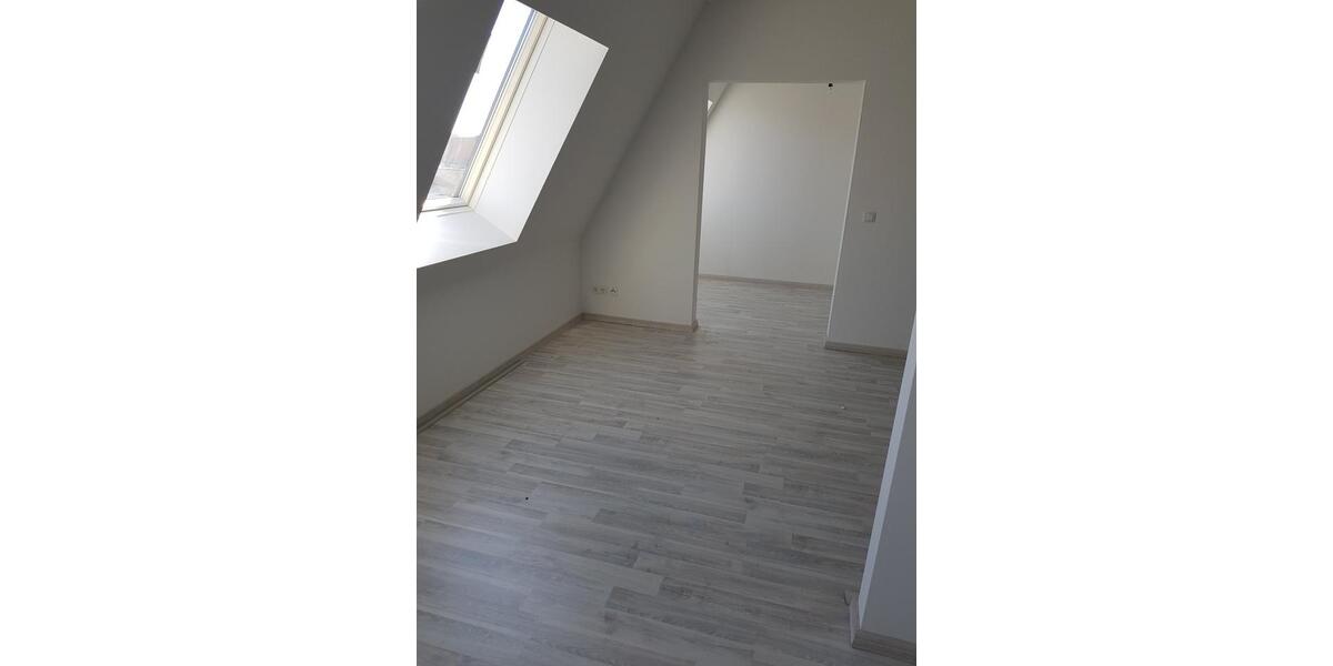 Dachgeschoßwohnung Berlin Treptow-Köpenick - 1.5 Zimmer, 32 m&sup2;, 460&euro; | Angebot:26321513