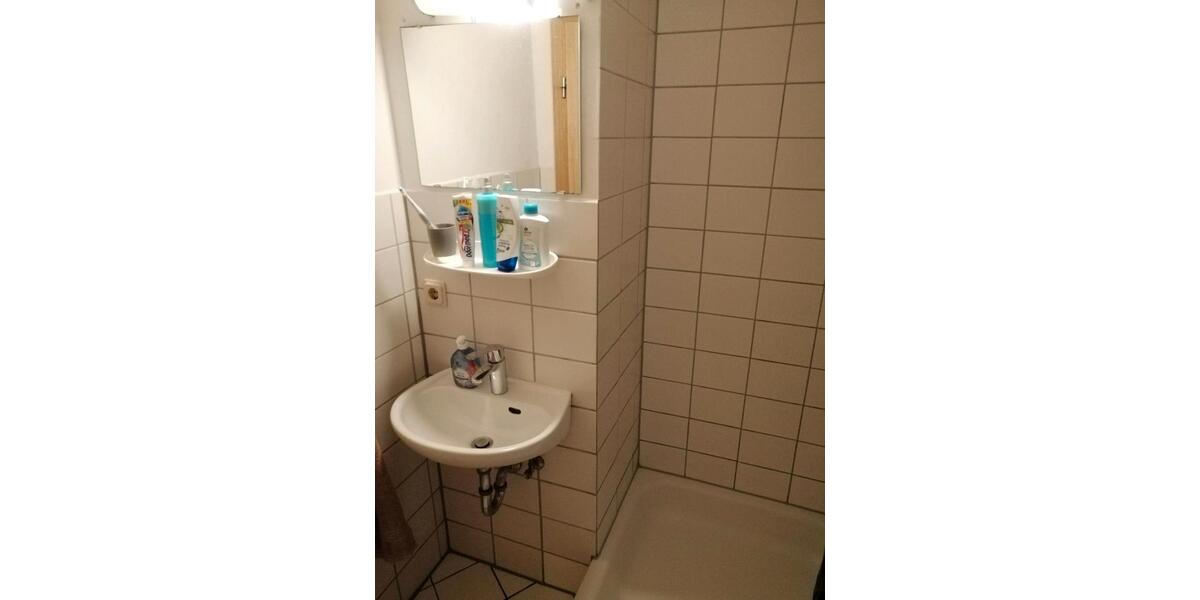 Wohnen auf Zeit Gießen Allendorf - 1 Zimmer, 13 m&sup2;, 330&euro; | Angebot:26257952