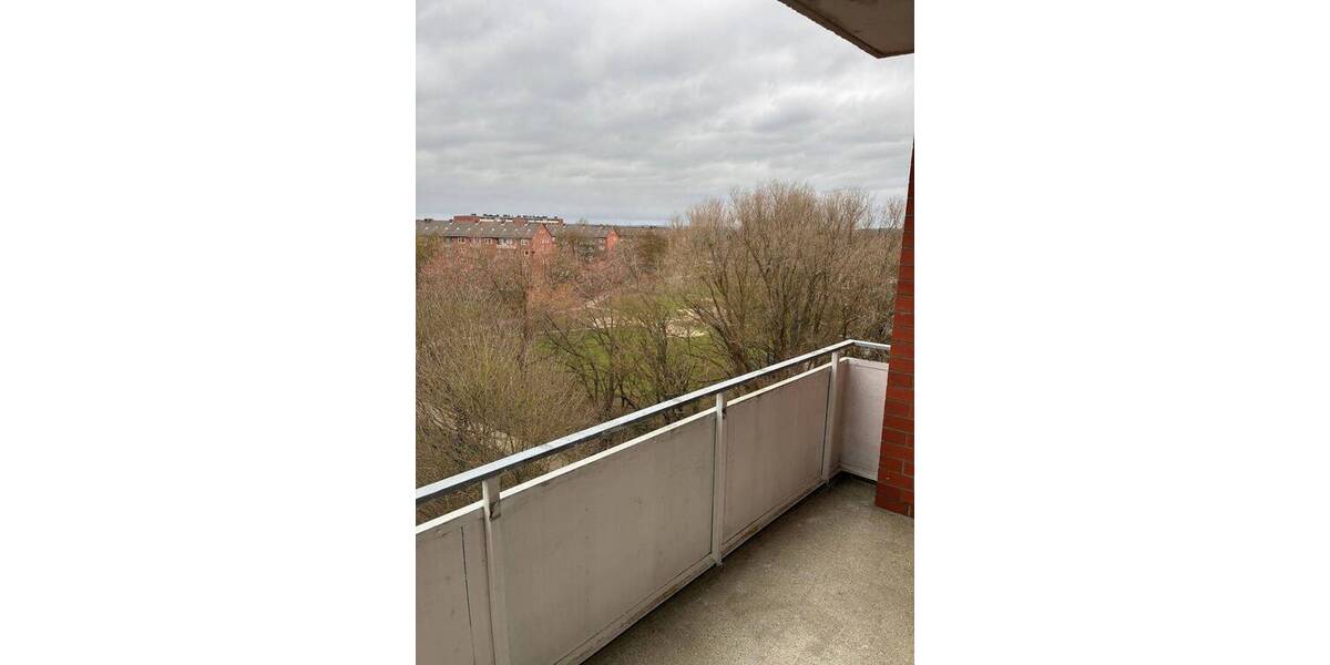 Etagenwohnung Kiel Neumühlen-Dietrichsdorf - 2 Zimmer, 73 m&sup2;, 665&euro; | Angebot:26094702