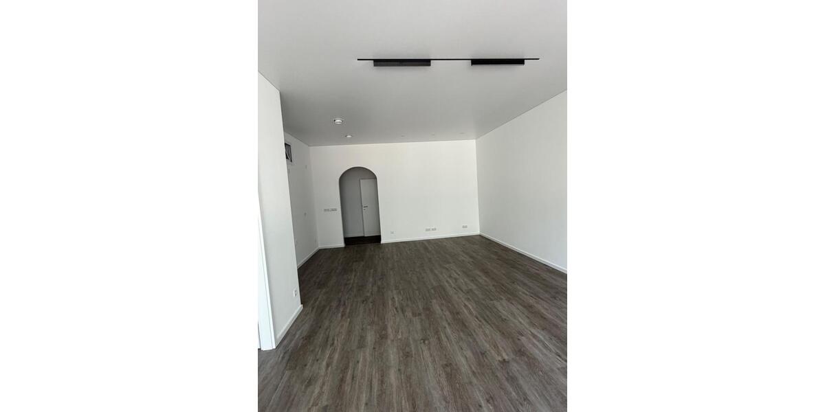 Etagenwohnung Mainz - 2 Zimmer, 70 m&sup2;, 1.390&euro; | Angebot:26271951