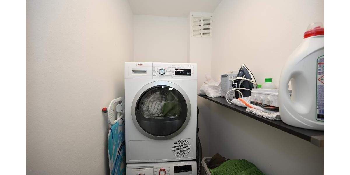 Neuwertige Wohnung im Stadtzentrum, auf Wunsch möbliert möglich! Neumarkt 4 zimmer