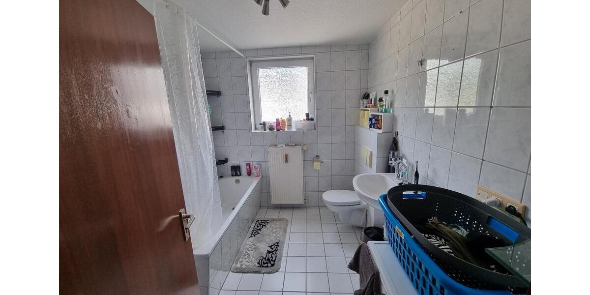Etagenwohnung Kürten - 3 Zimmer, 90 m&sup2;, 890&euro; | Angebot:26040996
