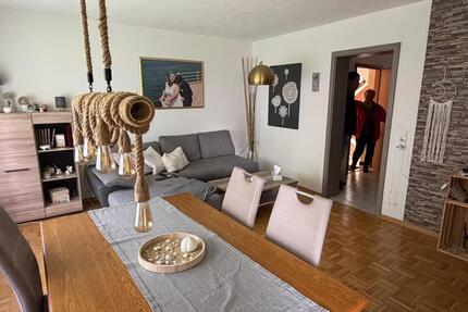 Wohnung Villingen-Schwenningen Schwenningen - 3 Zimmer, 71 m&sup2;, 1.220&euro; | Angebot:26611245