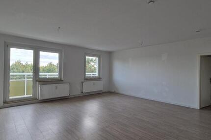 Viel Platz für die ganze Familie***5-Zimmer-Wohnung mit 2 Bädern und 2 Balkonen! 5 zimmer