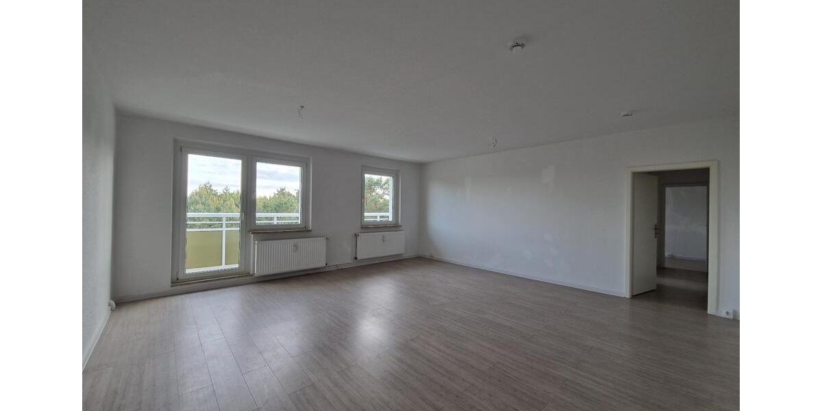 Viel Platz für die ganze Familie***5-Zimmer-Wohnung mit 2 Bädern und 2 Balkonen! 5 zimmer