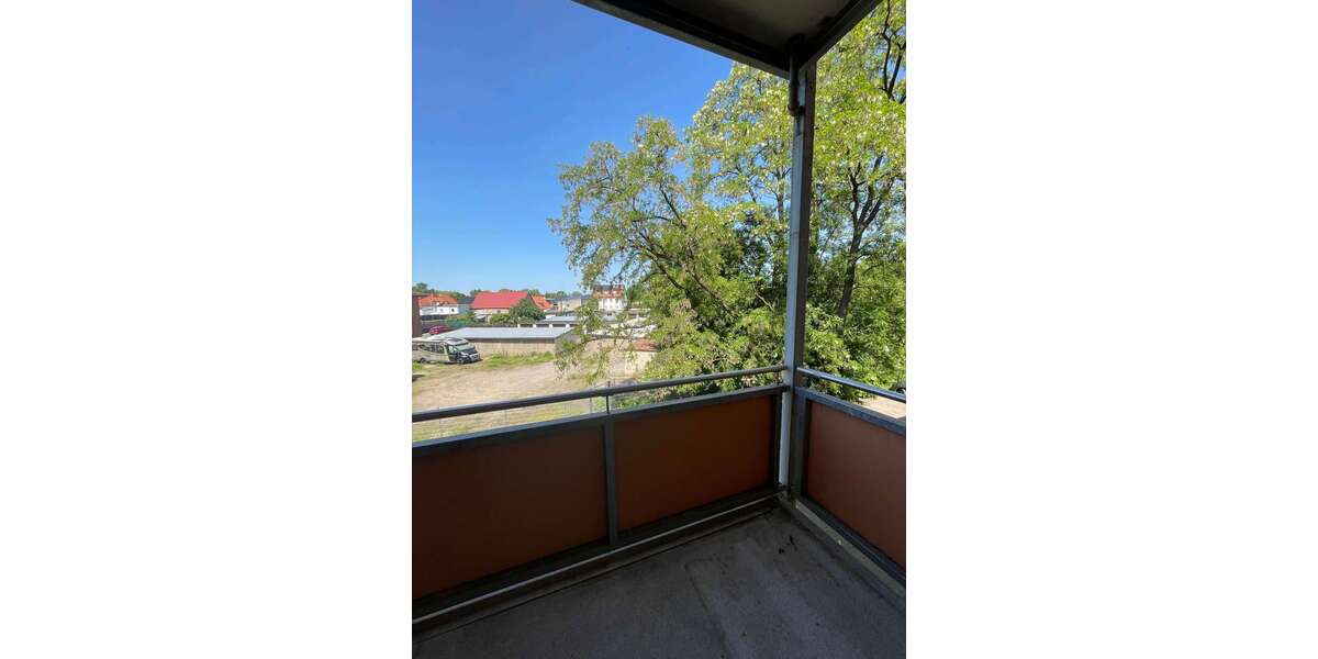 Etagenwohnung Magdeburg Rothensee - 4 Zimmer, 88 m&sup2;, 616&euro; | Angebot:26789078
