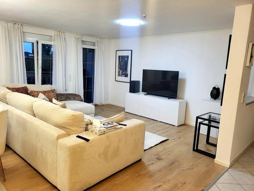 Unmöbiliert 2Zimmer Wohnung mit Top Anbindung in Sindelfingen