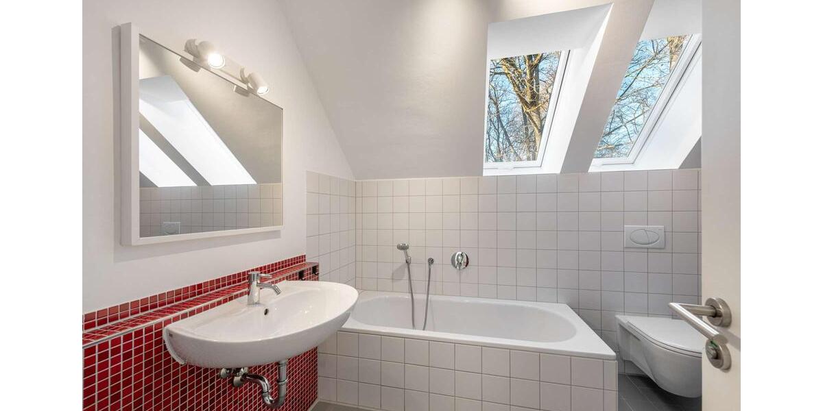 Einfamilienhaus München Trudering-Riem - 8 Zimmer, 280 m&sup2;, 4.990&euro; | Angebot:25178820