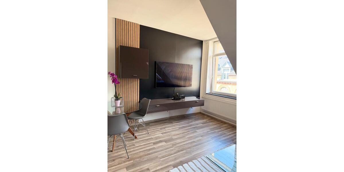 Etagenwohnung Wiesbaden - 2 Zimmer, 25 m&sup2;, 1.200&euro; | Angebot:26299950