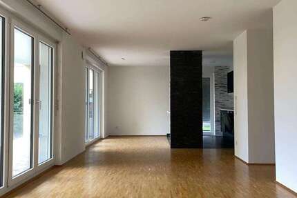 Wohnung zum Mieten in Rastatt 1.200 € 104 m² 3 zimmer