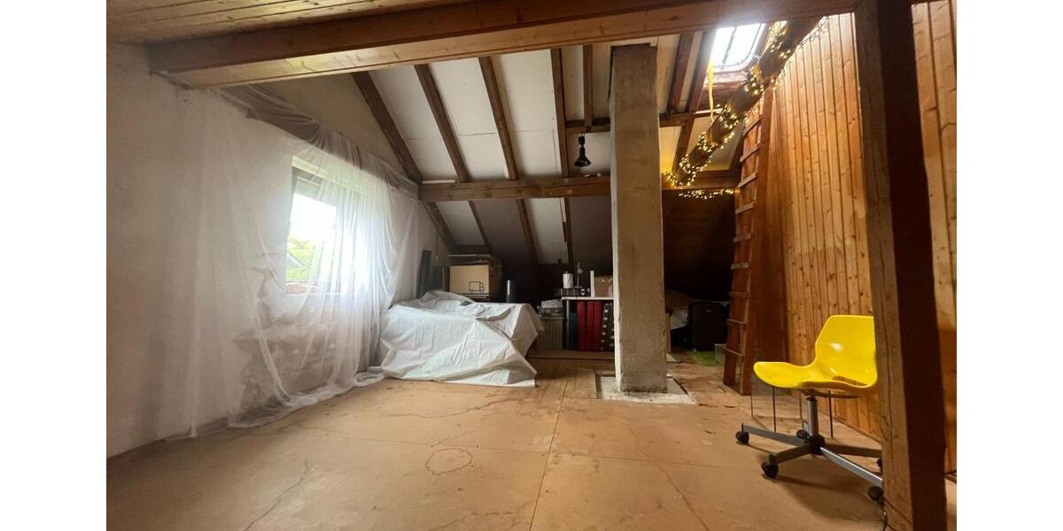 Freistehendes Einfamilienhaus in NailaLippertsgrün zu vermieten 7 zimmer