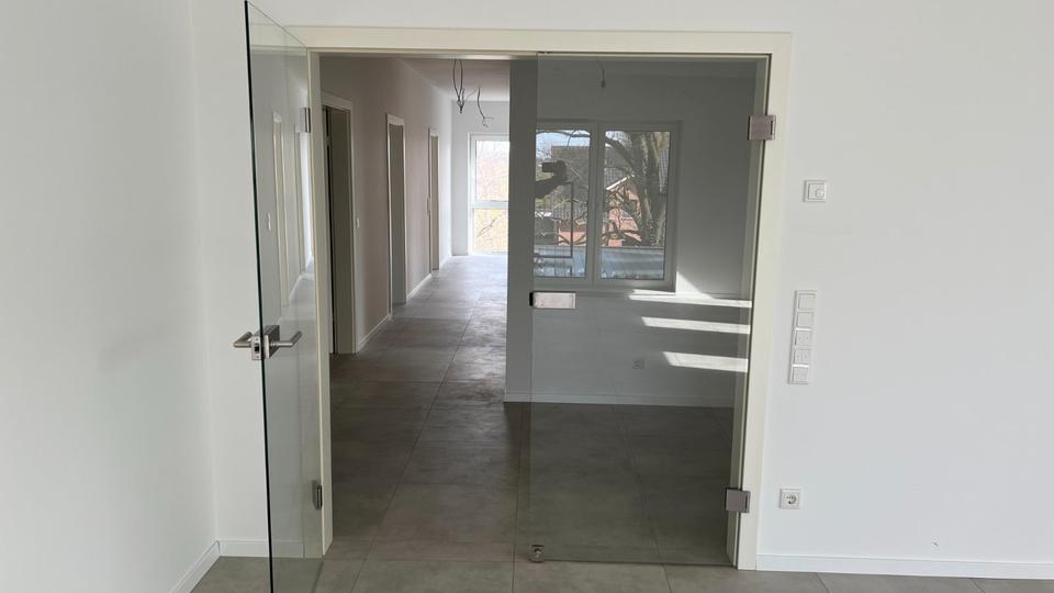 Einfamilienhaus Edewecht - 5 Zimmer, 158 m&sup2;, 1.750&euro; | Angebot:26699476