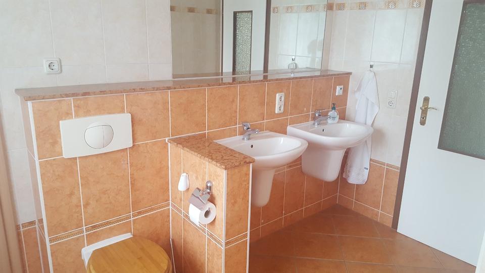 Wohnen auf Zeit Markkleeberg - 4 Zimmer, 70 m&sup2;, 60&euro; | Angebot:20188464