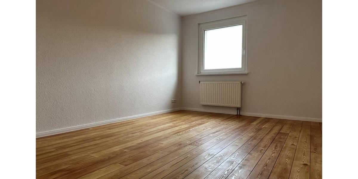 Dachgeschoßwohnung Neubrandenburg - 3 Zimmer, 85 m&sup2;, 1.225&euro; | Angebot:25943906